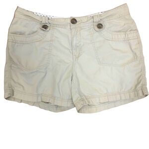 Women’s Signature Studio Khaki Shorts